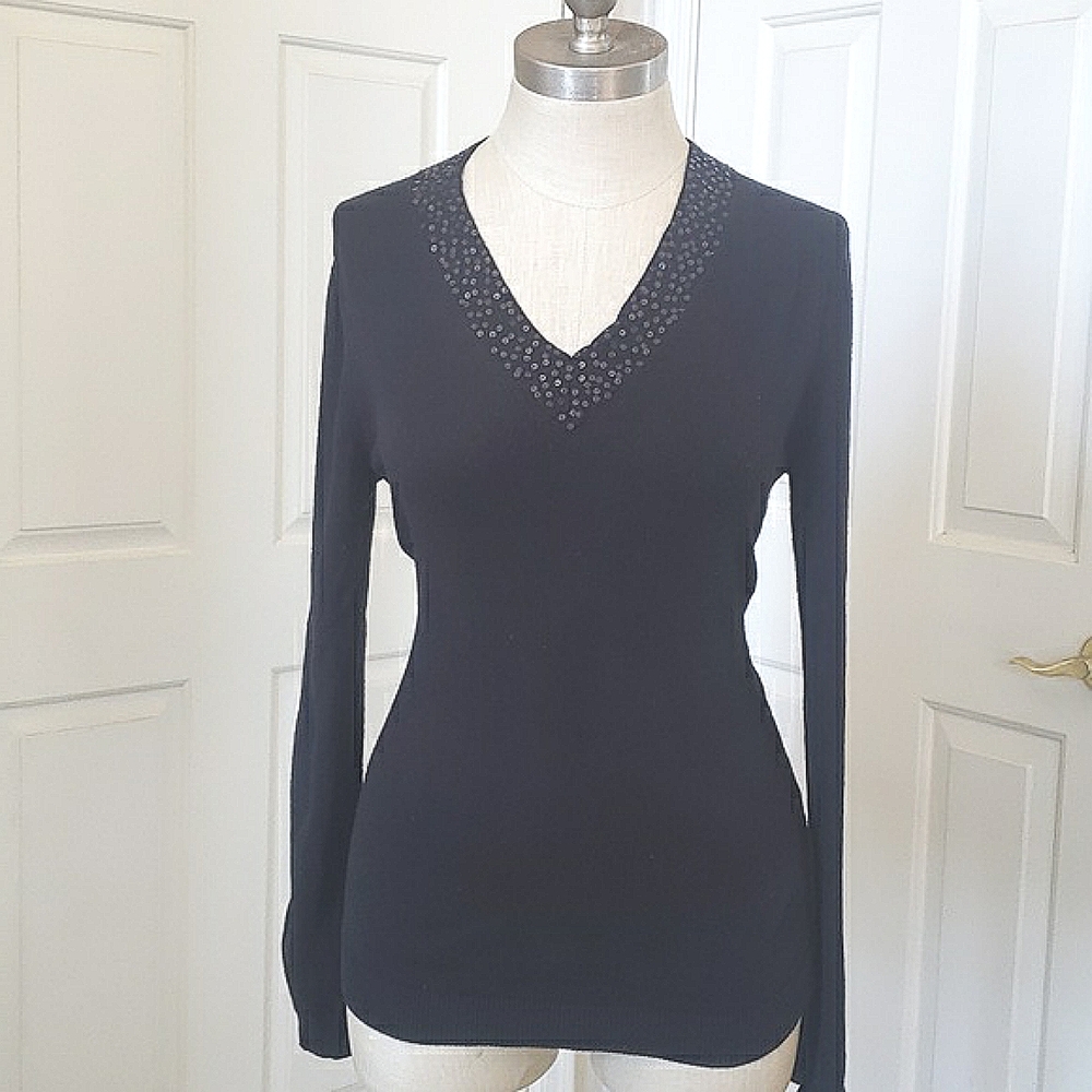 LANDS' END Black Cashmere Wool Sweater – Sequined V‑Neck | EXTRA SMALL - Picture 4 of 9